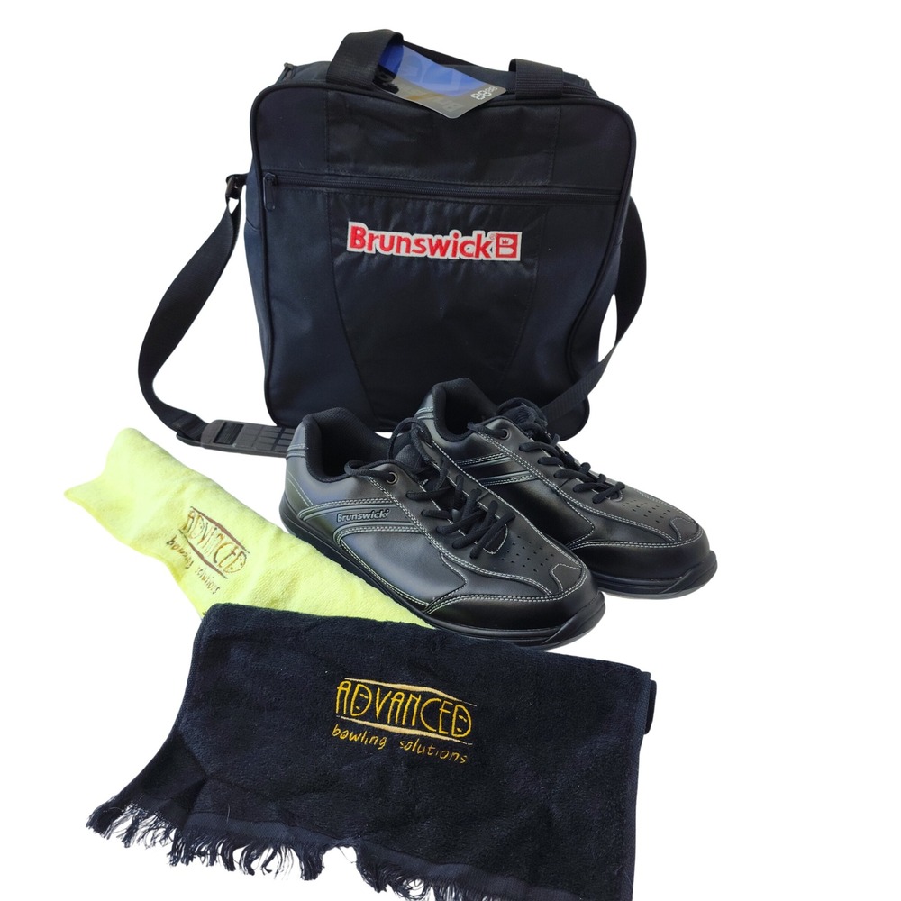 Brunswick Flyer Mens Bowling Shoes Size 9 Black with Bag and Towels Set